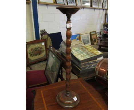 OAK FRAMED BOBBIN COLUMNED SMOKERS STAND