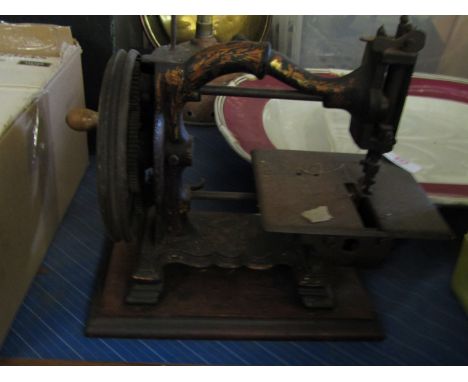 VINTAGE HAND OPERATED SEWING MACHINE