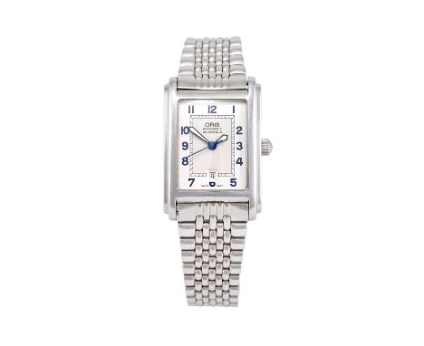Oris: A Lady's Stainless Steel Automatic Calendar Centre Seconds Wristwatch, signed Oris, model: Classic, ref: 7474-40, circa