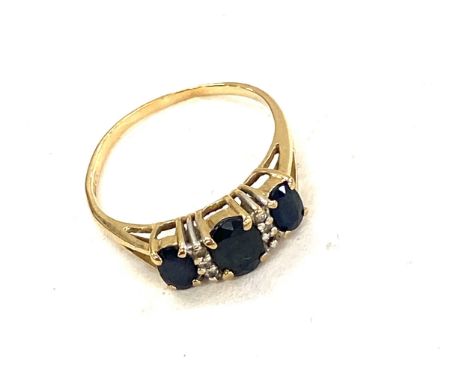 Vintage 9ct gold ladies sapphire and diamond ring