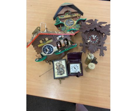 Selection of vintage cuckoo clocks, all untested 