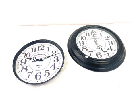 Vintage replica Kensington station clock, approximate diameter: 17 inches