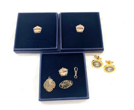 Selection of collectable items includes Servo per amikeco cufflinks, stone set brooch etc 