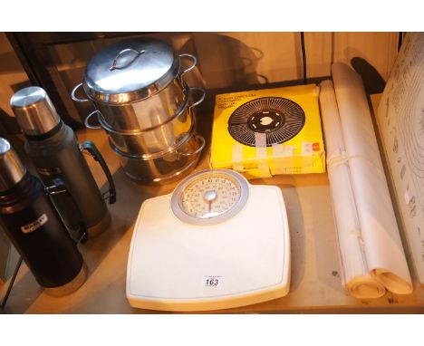 Shelf of mixed kitchen items including a thermos flask, pans etc. This lot is not available for in-house P&amp;P. 