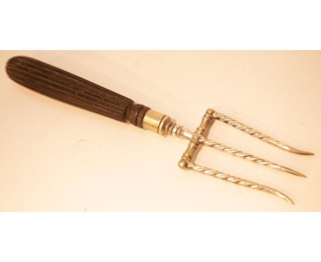 Victorian three tine ham carving fork. P&amp;P Group 1 (£14+VAT for the first lot and £1+VAT for subsequent lots) 