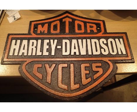 Cast iron Harley Davidson wall sign, 33 x 26 cm. P&amp;P Group 2 (£18+VAT for the first lot and £2+VAT for subsequent lots) 