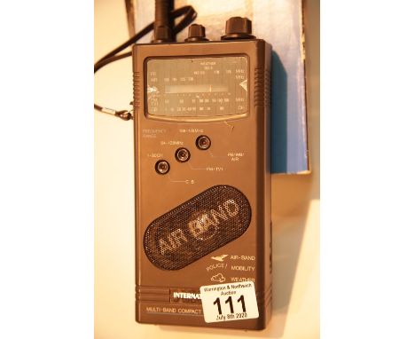 International multi band compact radio receiver. P&amp;P Group 1 (£14+VAT for the first lot and £1+VAT for subsequent lots) 