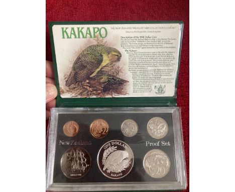 COINS 1986 New Zealand proof coin set including the Silver Kakapo $1 coin (27g)