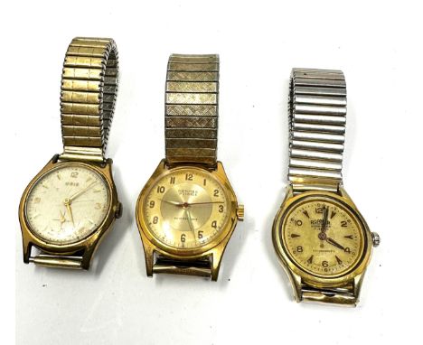 3 vintage Gents  wristwatches  the watches are ticking