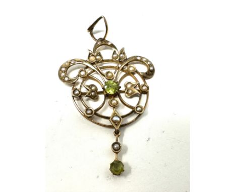 9ct Gold Seed Pearl &amp; Peridot Pendant (2.9g)