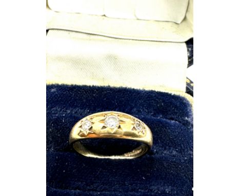 9ct Gold Vintage White Stone  Ring (1.7g)