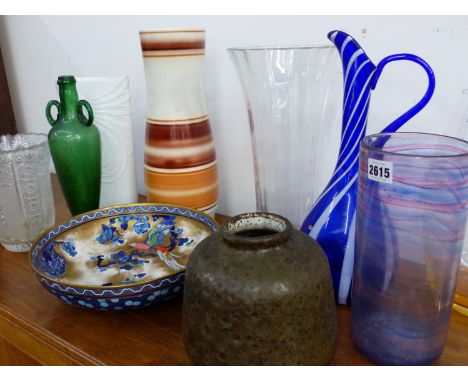 A GROUP OF MID CENTURY AND OTHER GLASS AND CERAMIC VASES TO INCLUDE LLADRO, KROSNO, DARTINGTON, DUTCH POTTERY, ETC.