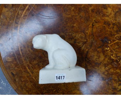 A RARE DOULTON, DOULTON CARRARA WARE ( PRE 1924) POLAR BEAR ON PLINTH BASE 17CM H.