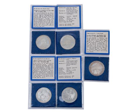 BRD Top 5 - 1 x 5 DM 1952/D, Germanisches Museum, vz-, Grünspan; 1 x 5 DM 1955/F, Schiller, vz-, Grünspan, Tönung, Kratzer; 1