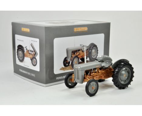 Universal Hobbies 1/16 Ferguson FE35 Tractor. Has been on display but appears excellent with original box.