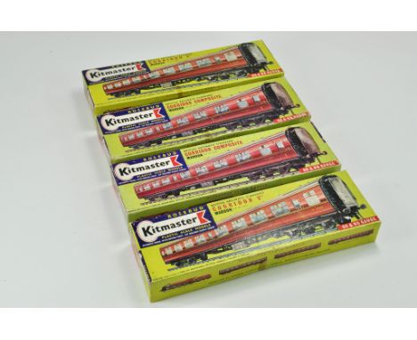 Kitmaster Plastic Model Kit x 4 comprising Corridor 2 and Corridor Composite Coaches. Certified Complete. Ex trade stock