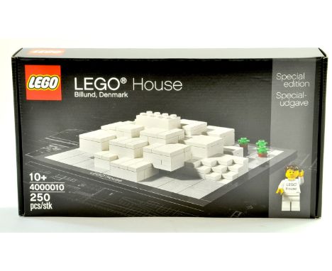Lego House No. 4000010 Lego House Billund, Denmark. Unopened.  Note: We are always happy to provide additional images for any