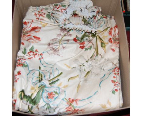 Two pairs of floral printed silk and fully lined curtains with approx 7' drop   Condition Report / Extra Information  220 x 1