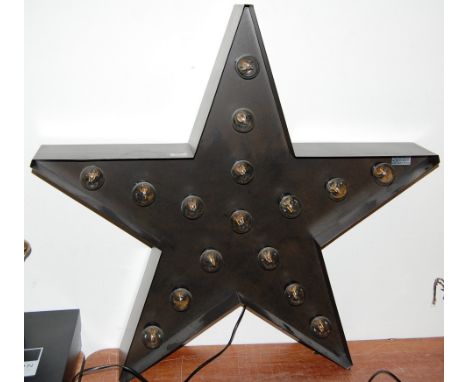 A modern table-top star lamp of good size