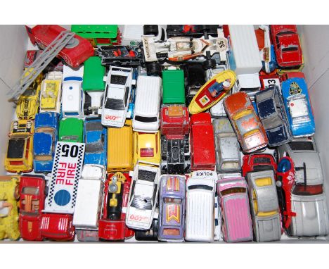 A quantity of modern issue loose diecast to include Dinky and Corgi Juniors