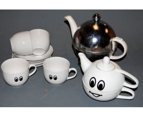 A 1980s Michelin man part tea service