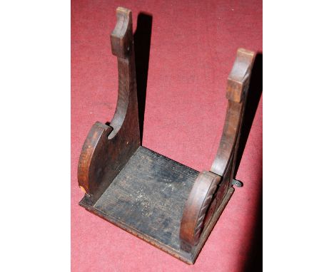 A Victorian carved oak clock bracket