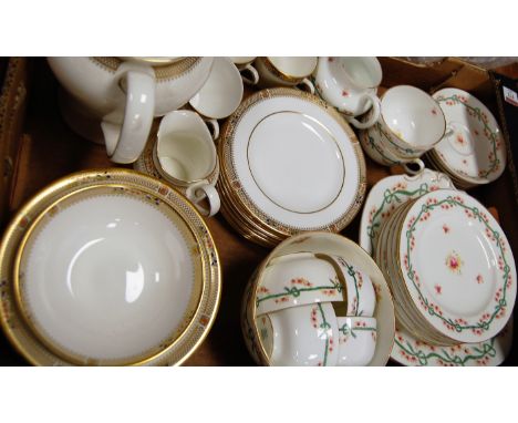 A Coalport part tea service