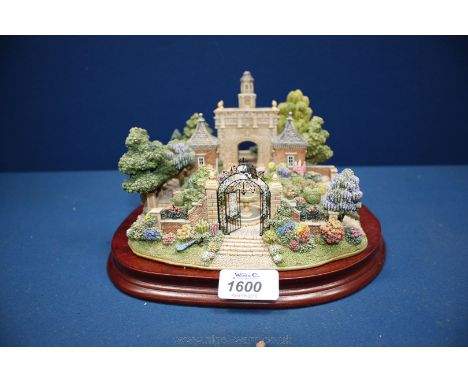 A boxed limited edition Lilliput Lane of Millennium Gate 