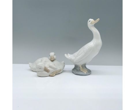 2pc Nao by Lladro Duck Figures, Optimistic Duck 02000245 and 2 Ducks 02010368. Two figurines, one, a proud duck stretching it