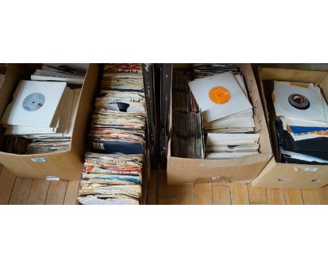 Approx. 1000 45 RPM records from the 1960s to the late 1980s, predominantly pop, soul included by artists such as Diana Ross,
