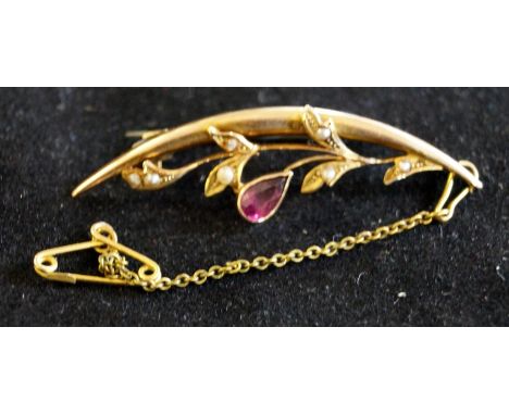 An amethyst and seed pearl brooch, of leaf design, with safety chain and steel pin, weight 2.5g 
