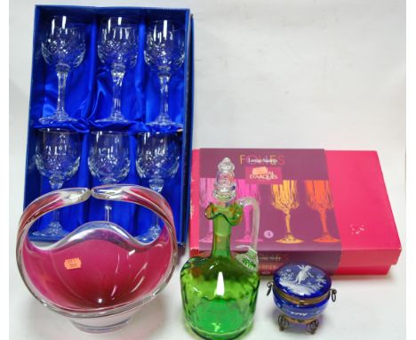 A small collection of glassware to include; Mary Gregory style blue glass trinket jar and cover, green glass decanter and sto