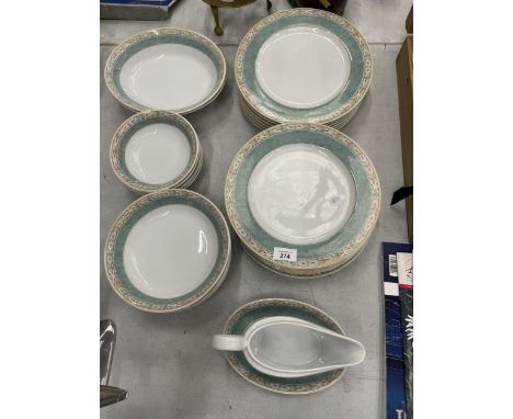 A WEDGWOOD 'AZTEC' PART DINNER SERVICE TO INCLUDE 12 DINNER PLATES, SIX PUDDING DISHES, SIX SOUP BOWLS, TWO SERVING BOWLS AND