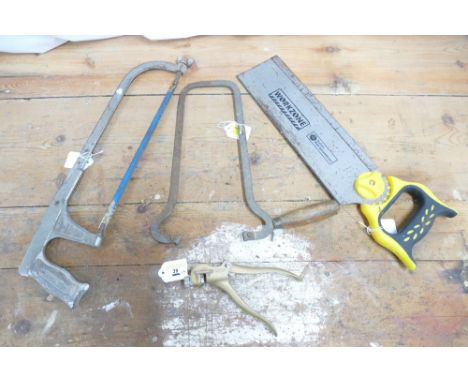 Draper saw set, Eclipse no40 hacksaw, Workzone adjustable tenon saw and vintage fretsaw.