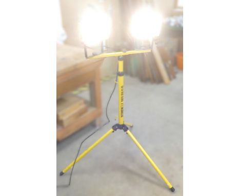 Screwfix direct dual portable tripod work light.