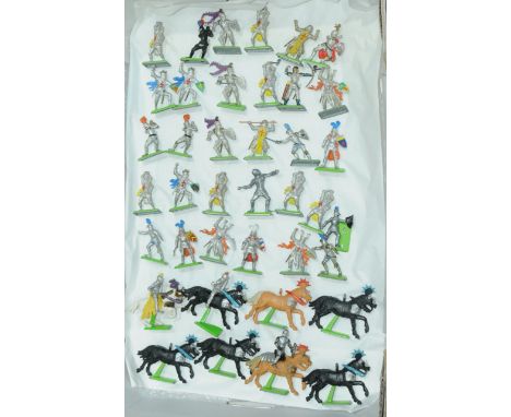 Britains Deetail - An Unboxed Group of Medieval Knights. Includes those from the Knights and Turks range with others. Conditi