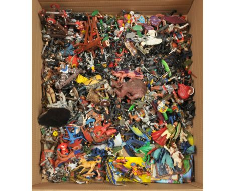 An Unbranded Group of Medieval and Fantasy Plastic Figures. Includes various scales. Condition appears Fair Plus to Good. See