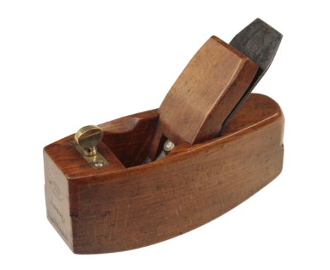 A rare beech compass plane by PRESTON with brass screw toe adjuster G+
