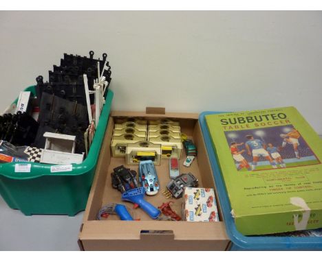 Vintage Scalextric track and items, Subbuteo, diecast model cars, Warhammer figures and other toys in three boxes