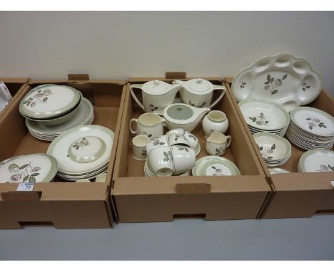 Crown Devon 'Ivory Queen' tea and dinner service in three boxes 