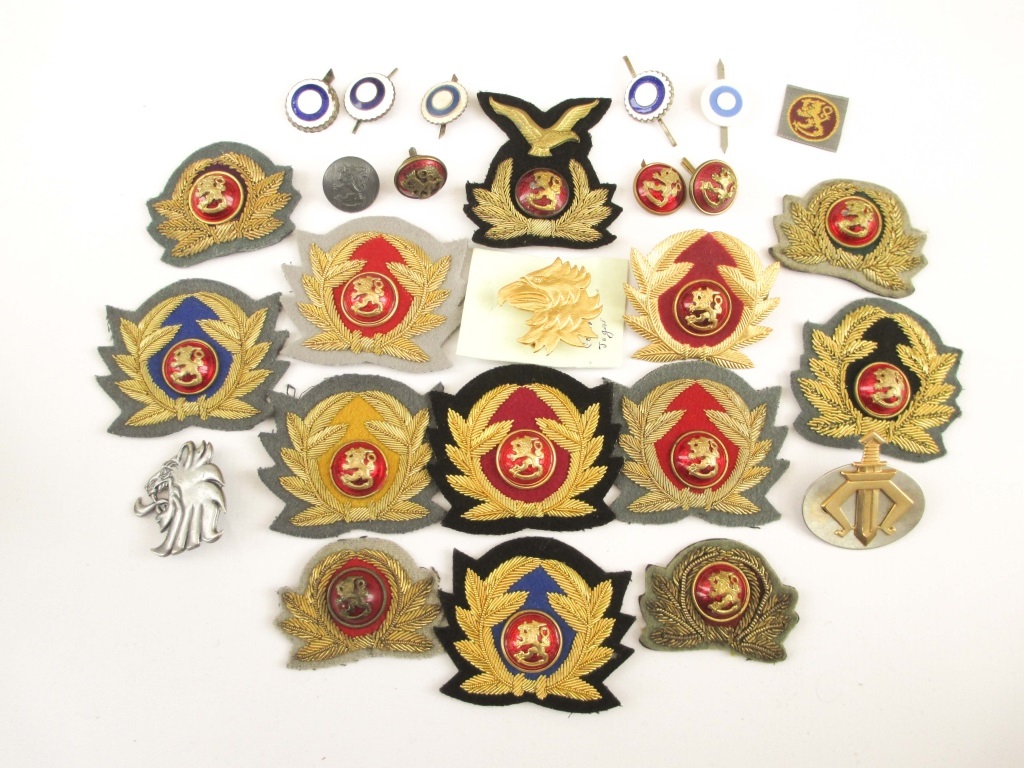 FINLAND - CAP INSIGNIA OF THE FINNISH ARMY, NAVY & AIR FORCE 20+ cap badges