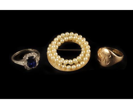 A vintage 18ct gold signet ring, with engraved initials to tablet, together with a paste set dress ring marked 9ct and a simu