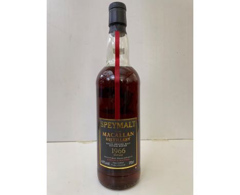 Macallan Speymalt 1966 Gordon & MacPhail Single Speyside Malt Scotch Whisky, bottled 2001, 40%, 70cl, level upper shoulder