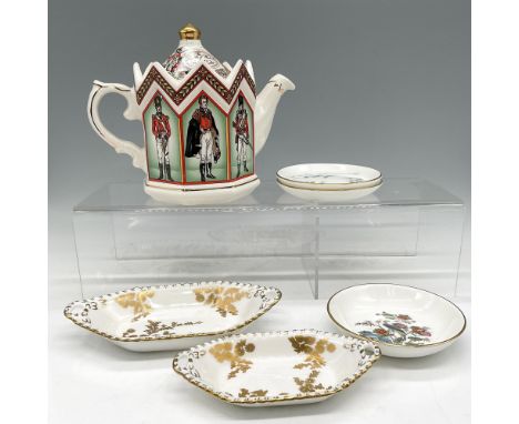 Lot includes Sadler London Heritage Collection The Battle of Waterloo teapot, 2 Aristocrat Bone China dishes, Wedgwood Bone C