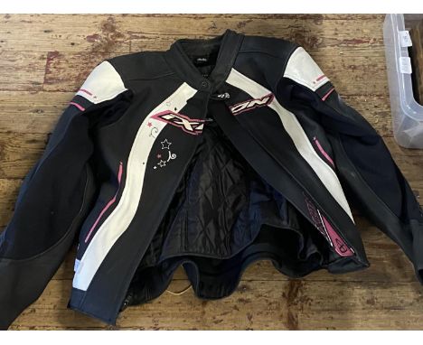 A Ixon motorbike jacket size XL