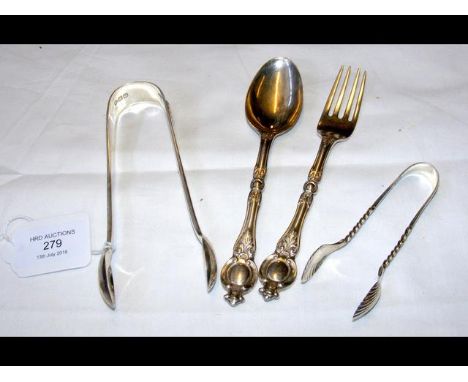 A silver spoon and fork, together with two silver sugar tongs - 4.2oz 