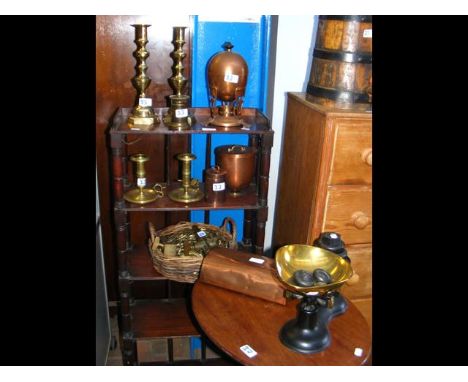 Set of old kitchen scales, together with other metal ware 