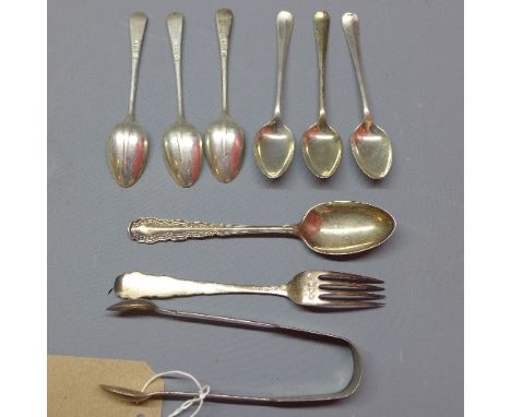 A set of six silver tea spoons together with a matching spoon and fork and a pair of sugar tongs (6oz). 