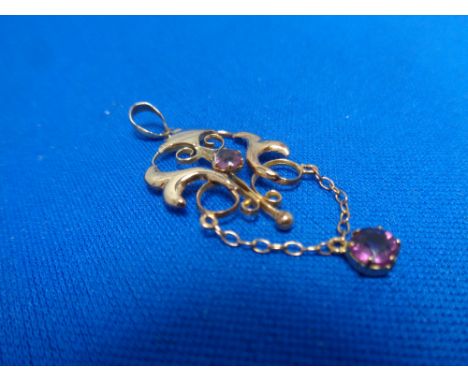 A 9ct gold vintage pendant  