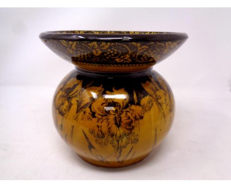 A 19th century Royal Doulton glazed pottery planter, height 18 cm 